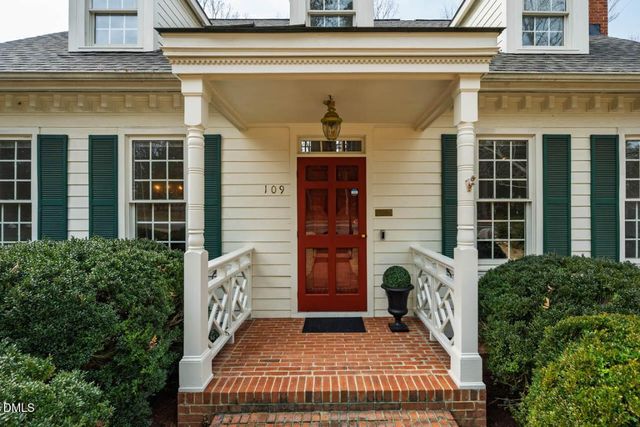 109 Oak Park Drive, Chapel Hill, NC 27517