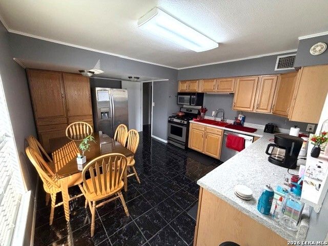 255 petaluma, San Antonio, TX 78221