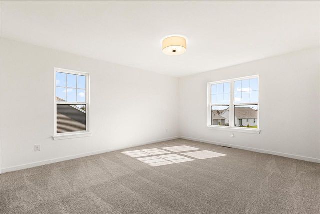 N174W20671 Laurel Springs CIRCLE, Jackson, WI 53037