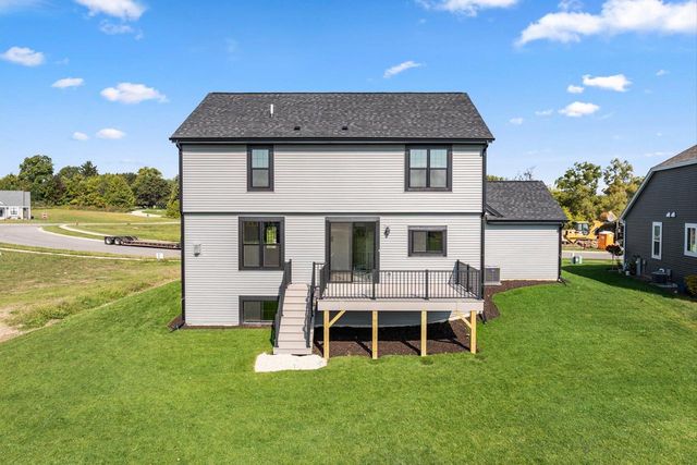 N174W20671 Laurel Springs CIRCLE, Jackson, WI 53037