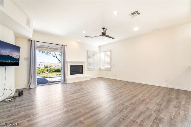 904 Pont Chartrain Drive, Las Vegas, NV 89145