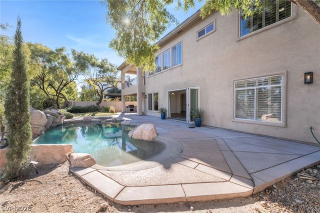 904 Pont Chartrain Drive, Las Vegas, NV 89145
