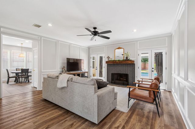17707 Forest Park Lane, Spring, TX 77379