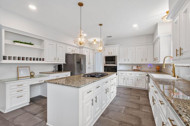 17707 Forest Park Lane, Spring, TX 77379
