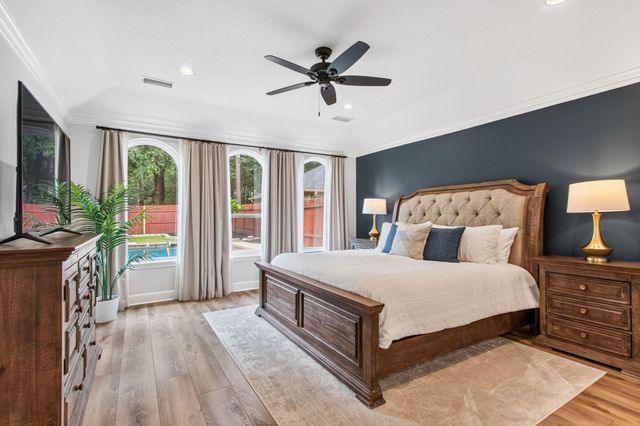 17707 Forest Park Lane, Spring, TX 77379
