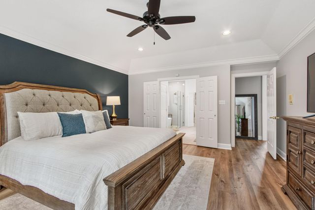 17707 Forest Park Lane, Spring, TX 77379