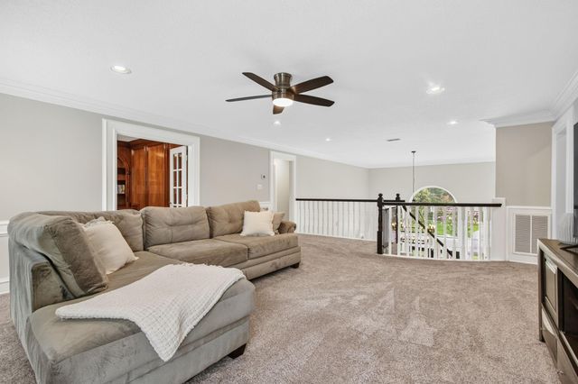 17707 Forest Park Lane, Spring, TX 77379