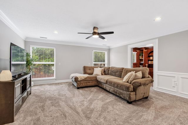 17707 Forest Park Lane, Spring, TX 77379