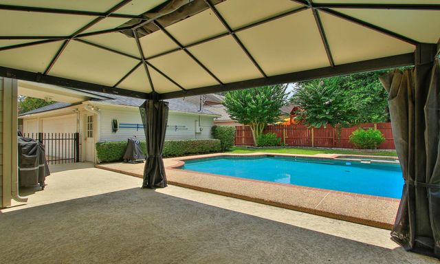 17707 Forest Park Lane, Spring, TX 77379