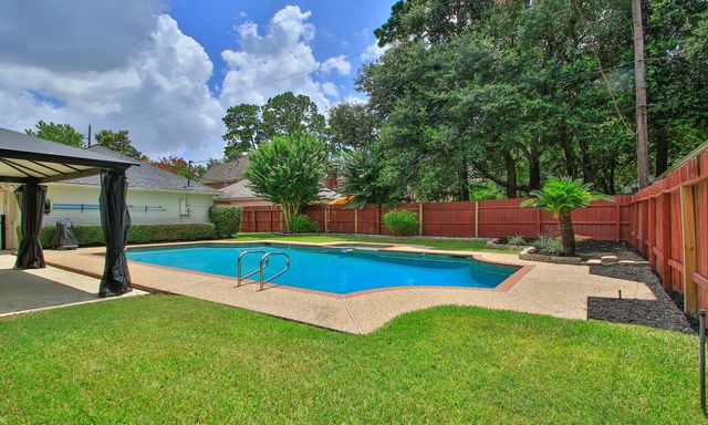 17707 Forest Park Lane, Spring, TX 77379