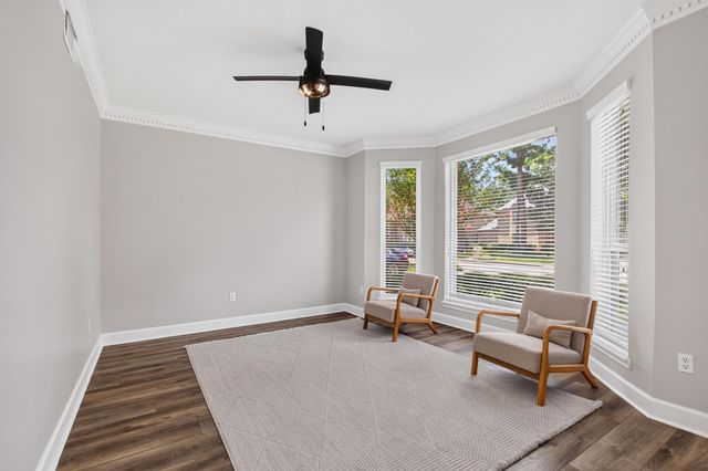 17707 Forest Park Lane, Spring, TX 77379