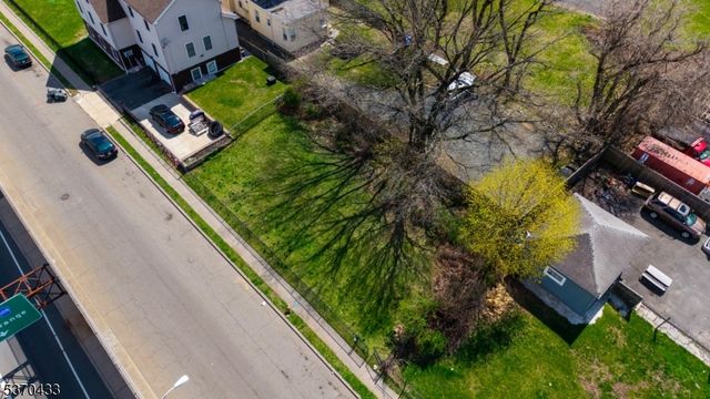 43 Winthrop Ter, East Orange City, NJ 07018