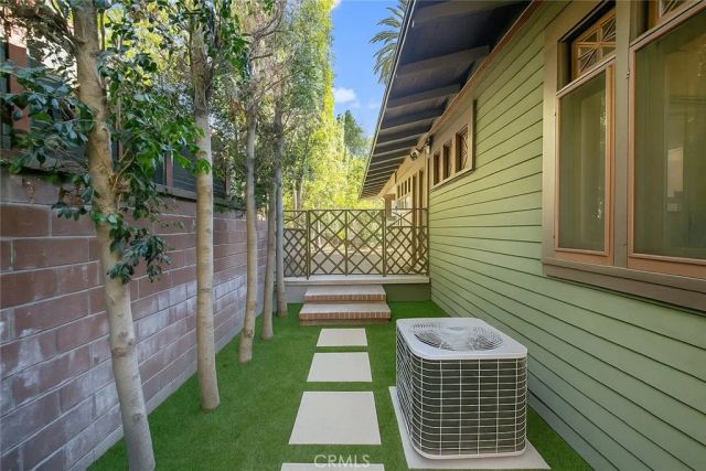 1251 N Palomares, Pomona, CA 91767