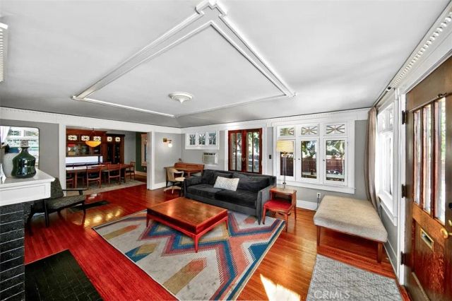 1251 N Palomares, Pomona, CA 91767