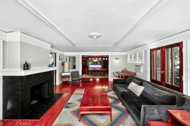 1251 N Palomares, Pomona, CA 91767