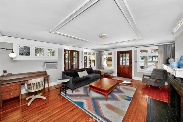 1251 N Palomares, Pomona, CA 91767