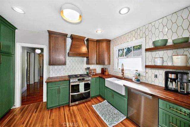 1251 N Palomares, Pomona, CA 91767