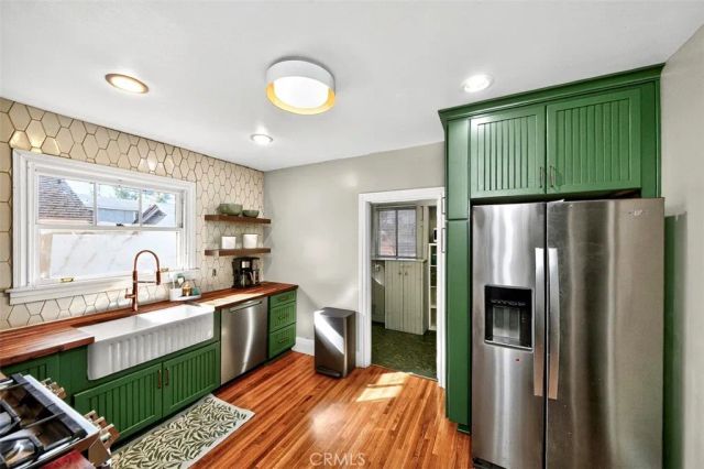 1251 N Palomares, Pomona, CA 91767