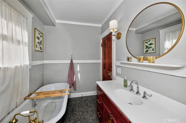 1251 N Palomares, Pomona, CA 91767