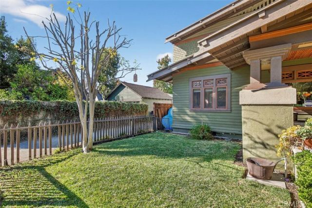 1251 N Palomares, Pomona, CA 91767