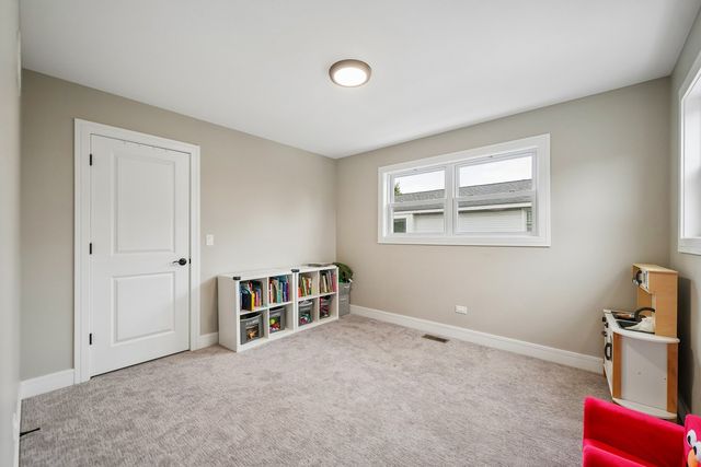 5436 S 73rd Court, Summit, IL 60501