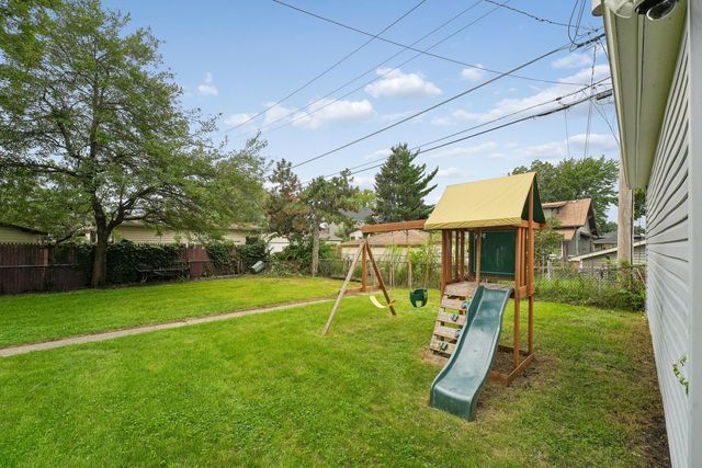 5436 S 73rd Court, Summit, IL 60501