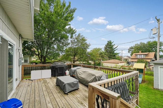 5436 S 73rd Court, Summit, IL 60501