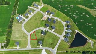 900 DESTINEE DR, Moberly, MO 65270