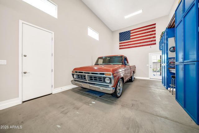 17234 W ROYAL PALM Road, Waddell, AZ 85355
