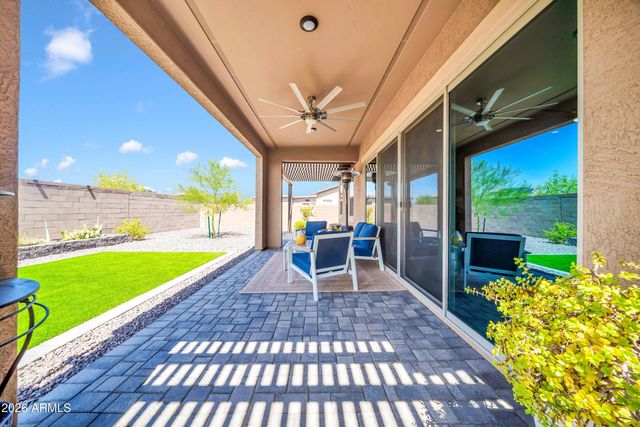 17234 W ROYAL PALM Road, Waddell, AZ 85355