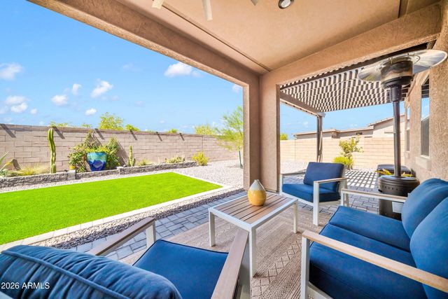 17234 W ROYAL PALM Road, Waddell, AZ 85355