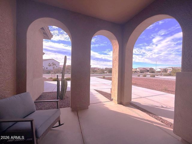 17234 W ROYAL PALM Road, Waddell, AZ 85355