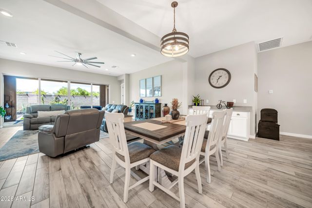 17234 W ROYAL PALM Road, Waddell, AZ 85355