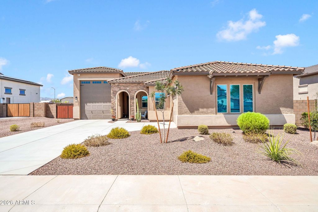 17234 W ROYAL PALM Road, Waddell, AZ 85355 — photo 2