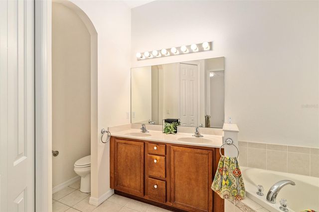 10217 GRANITE COURT, Leesburg, FL 34788