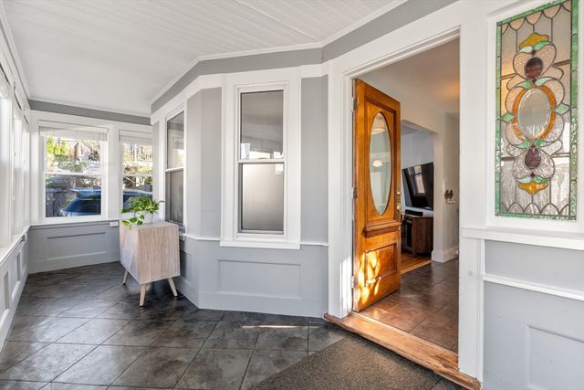 29 Denton Ter, Boston, MA 02131