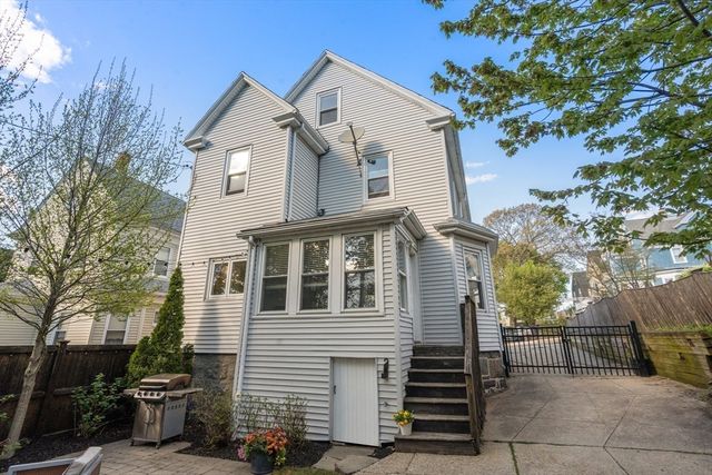 29 Denton Ter, Boston, MA 02131