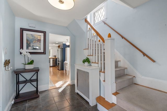 29 Denton Ter, Boston, MA 02131