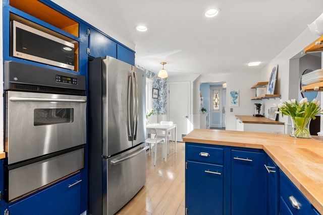 29 Denton Ter, Boston, MA 02131