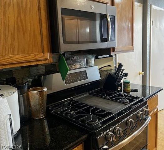 5012 Sublight Avenue, Las Vegas, NV 89108