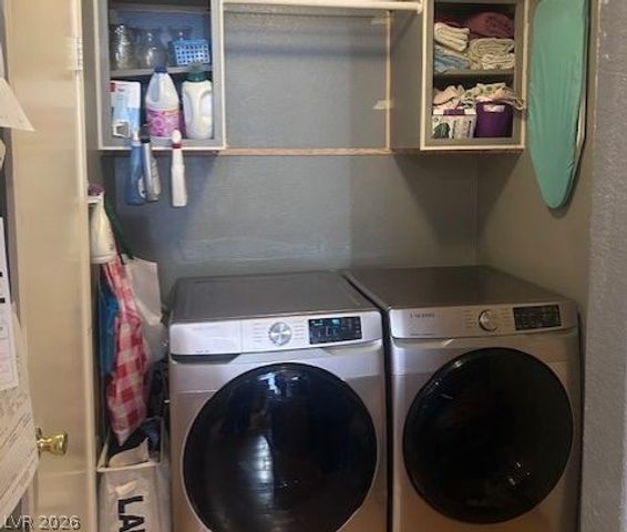 5012 Sublight Avenue, Las Vegas, NV 89108