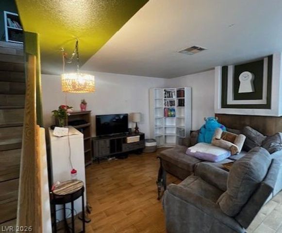 5012 Sublight Avenue, Las Vegas, NV 89108