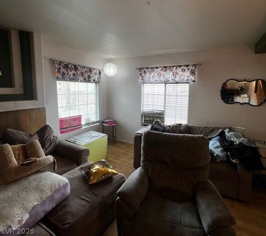 5012 Sublight Avenue, Las Vegas, NV 89108