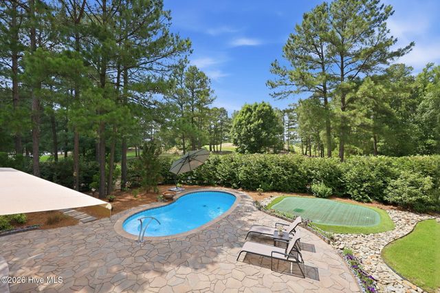 164 Saddle Ridge, West End, NC 27376