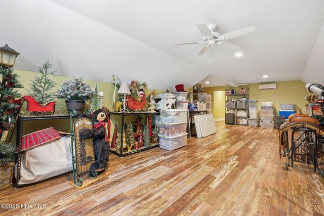 164 Saddle Ridge, West End, NC 27376