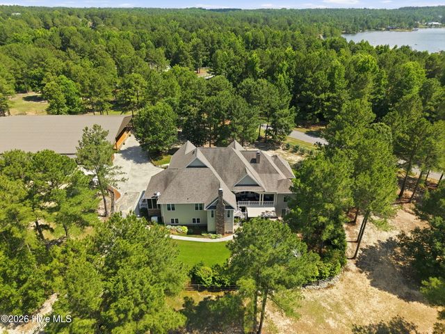 164 Saddle Ridge, West End, NC 27376