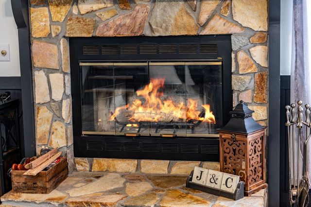 390 Sunnybrook Road, Blue Ridge, GA 30513