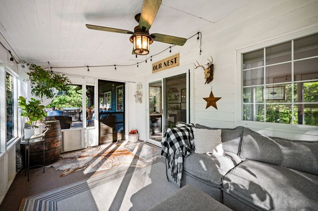 390 Sunnybrook Road, Blue Ridge, GA 30513