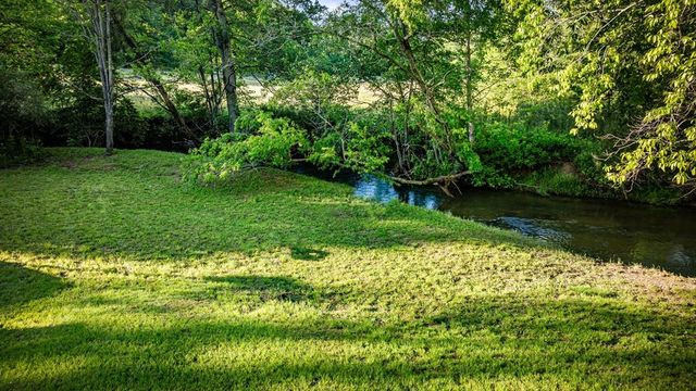 390 Sunnybrook Road, Blue Ridge, GA 30513