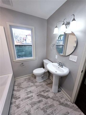 2748 Fairleigh Terrace, St Joseph, MO 64506